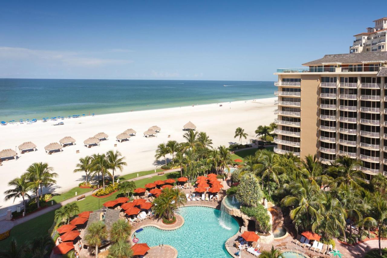 Partial Pool & Gulf View Guest room 1 King Balcony,1634410001:JPEG
